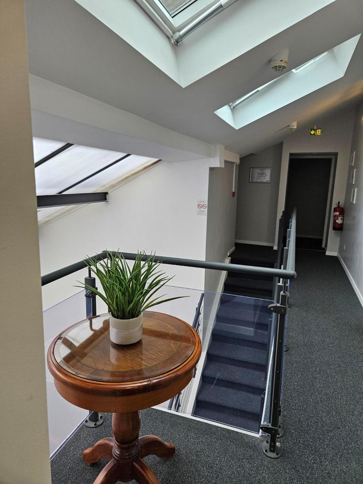 Le Bourgogne Hotel
